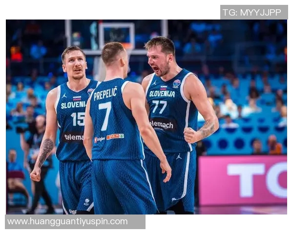 东契奇能否赛季场均40分引热议里夫斯称赞他的表现令人难以置信